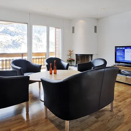 Residenz Iris Апартаменти