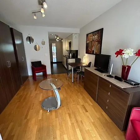 Residenz Iris Апартаменти